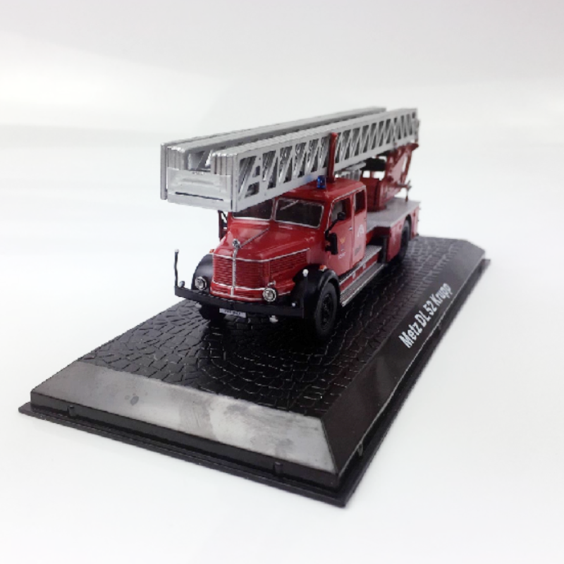 Diecast 1:72 Scale Metz DL 52  - огляд і ціна Fire Escape Ladder